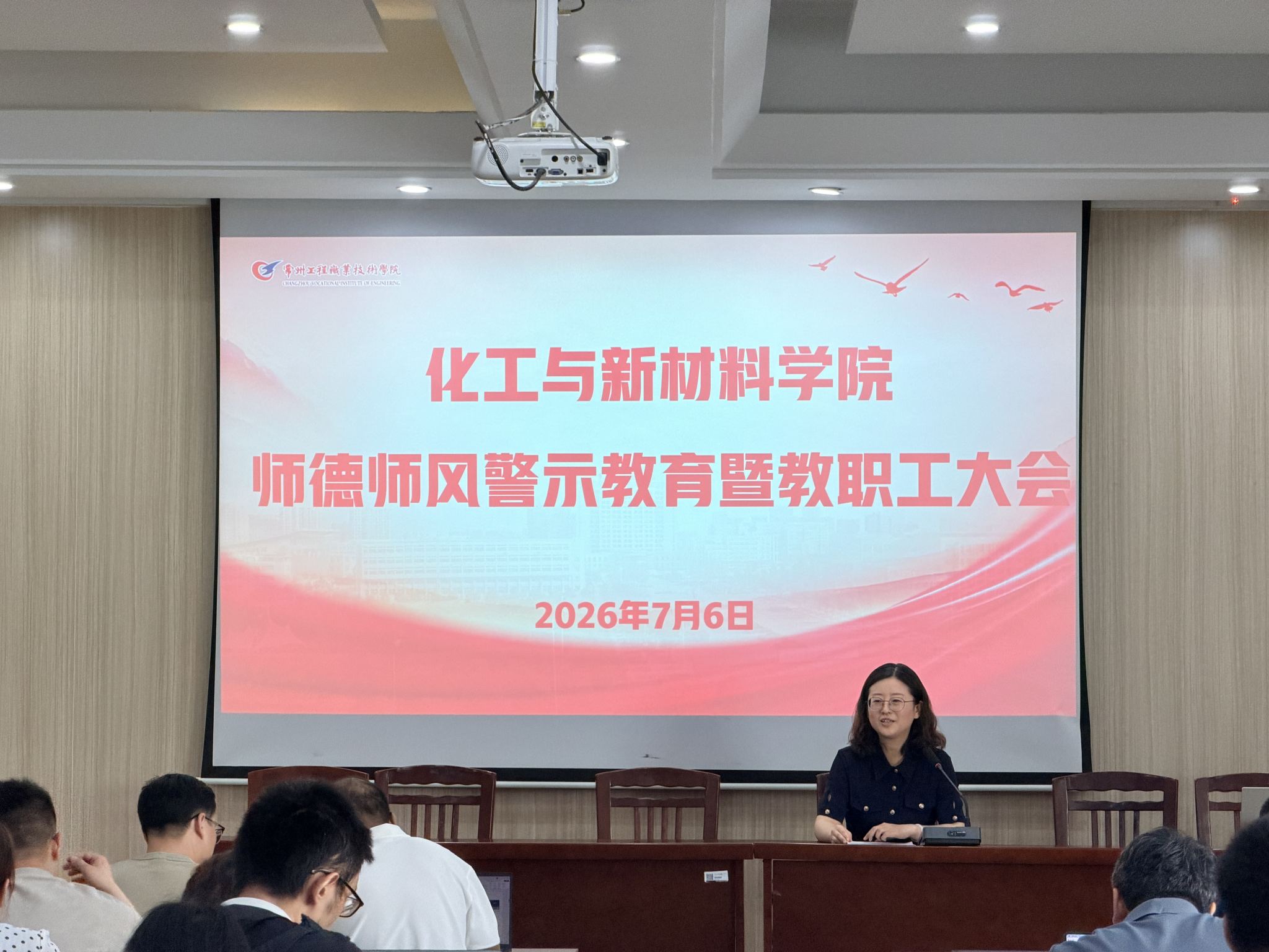 cf728eb710bd398c1cfda26459679b9a.jpg